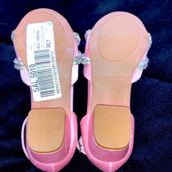 I.N.C internacional concepts kids shoes - Picture 8 of 8